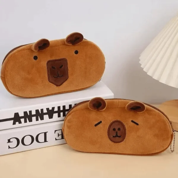 ESTOJO VELUDO CAPIVARA (tamanho P)