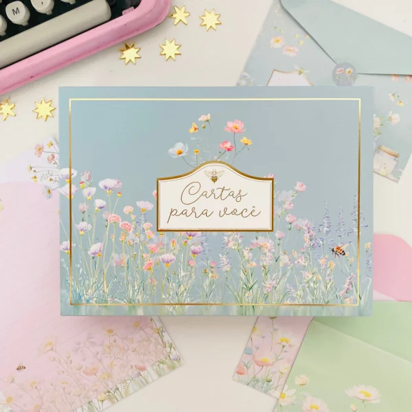 Caixa com Kit de Papeis de Carta Decorada Abelha