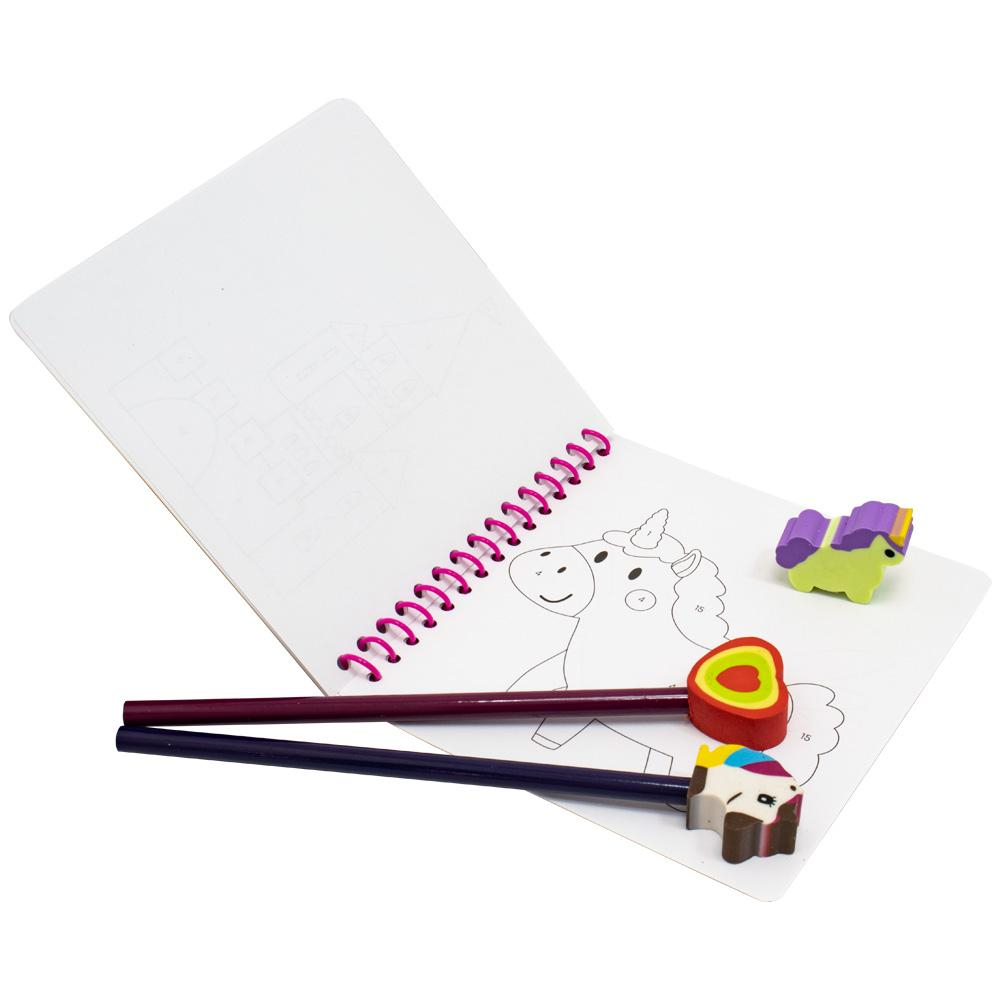 Um livro-kit divertido! Desenhe os Unicórnios