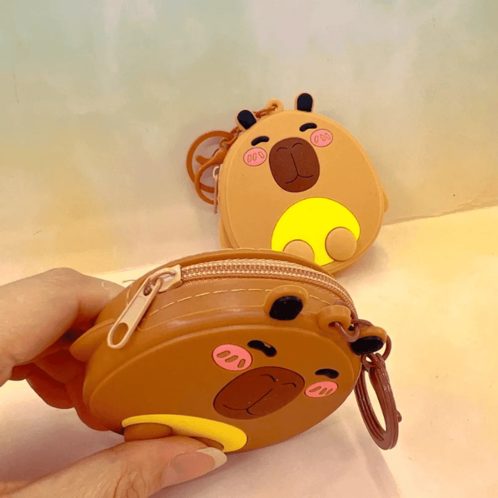 Chaveiro Bolsinha de Silicone Capivara - Porta Moedas