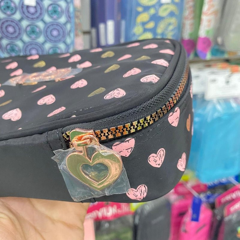 ESTOJO LOVE BLACK HEART RETANGULAR (23X15X5CM)